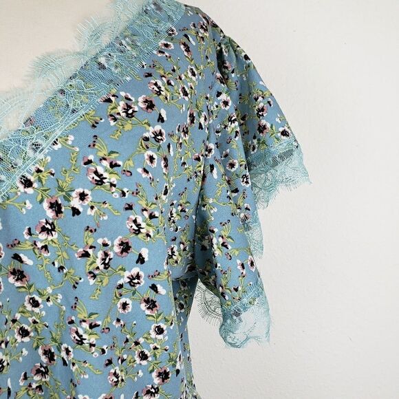 Suzanne Betro floral peplum blouse raw lace trim - Picture 7 of 7